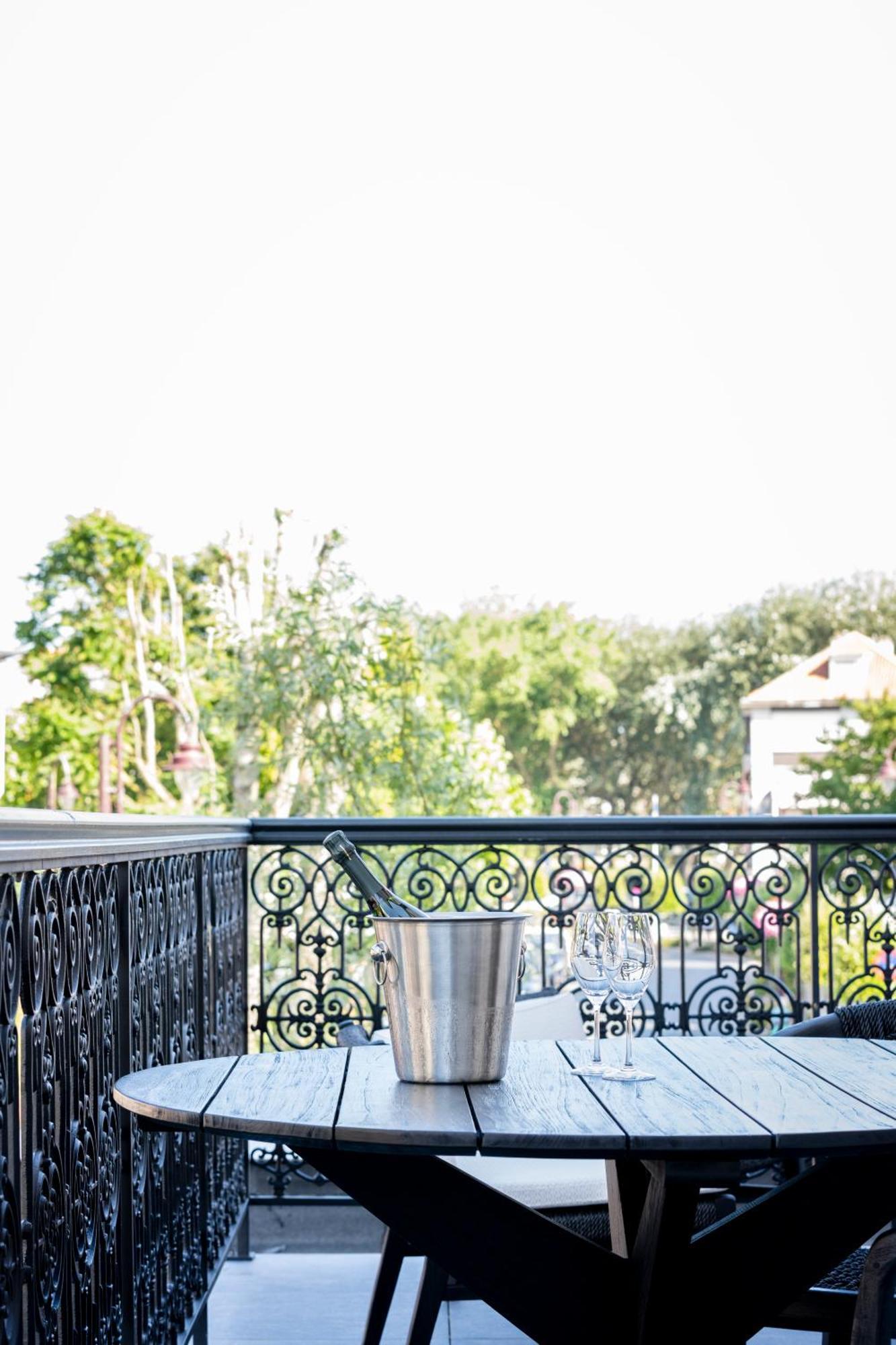 Hotel Des Brasseurs เดอฮาน ภายนอก รูปภาพ